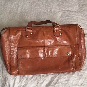 Kenneth Cole cognac patent leather travel bag